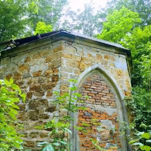 Mauzoleum von Cottenetów w Brunowie - mauzoleum von cottenetow w brunowie 4