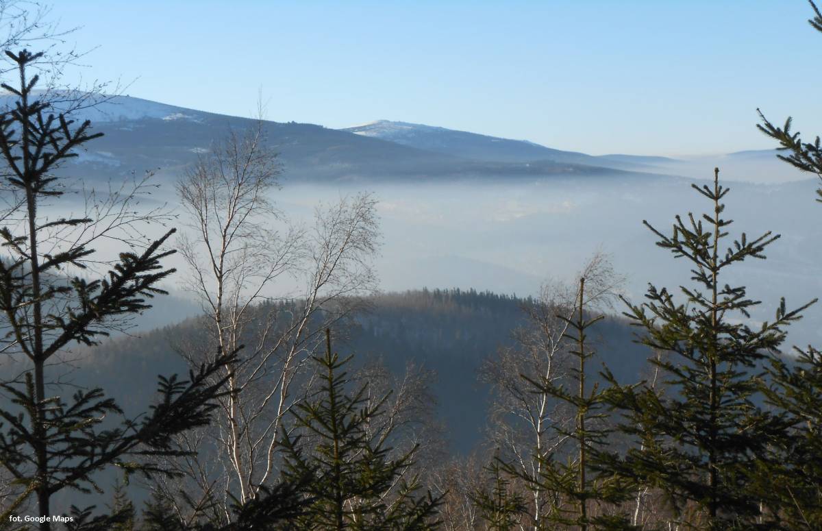 Izbica (856 m n.p.m.) - izbica na tle wyzszych partii karkonoszy