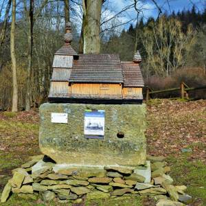 Cmentarz łemkowski w Żydowskim - sciezka przyrodnicza kiczera im prof jana rafinskiego17jpg