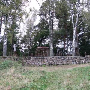 Cmentarz wojskowy na wzgórzu Łokieć - cmentarz 6 krempna 01