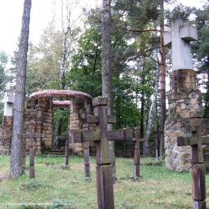 Cmentarz wojskowy na wzgórzu Łokieć - cmentarz 6 krempna 02