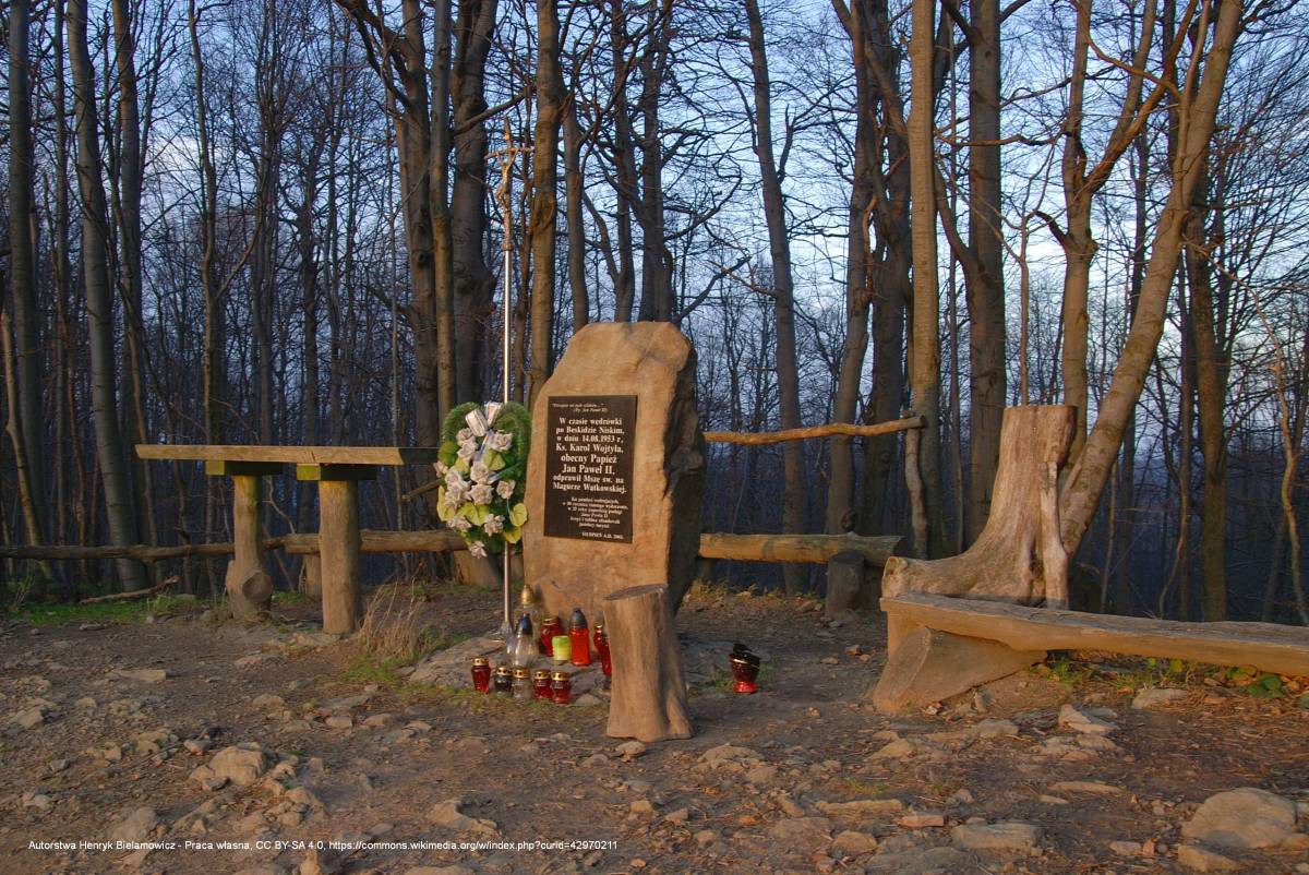 Magura Wątkowska (846 m n.p.m.) - watkowa pomnik