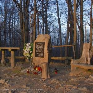 Magura Wątkowska (846 m n.p.m.) - watkowa pomnik