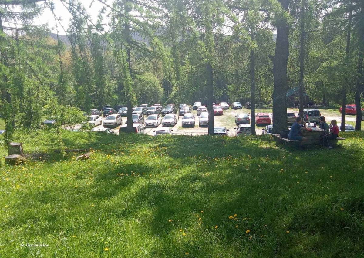 Parking Górna Wetliknka - parking gorna wetliknka