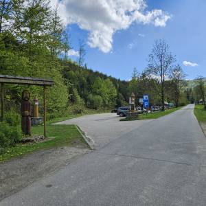 Parking gminny pod Wielką Raczą (Rycerka Górna Kolonia) - parking pod wielka racza 1