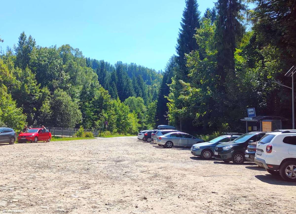 Parking Złatna Huta - parking zlatna huta 3