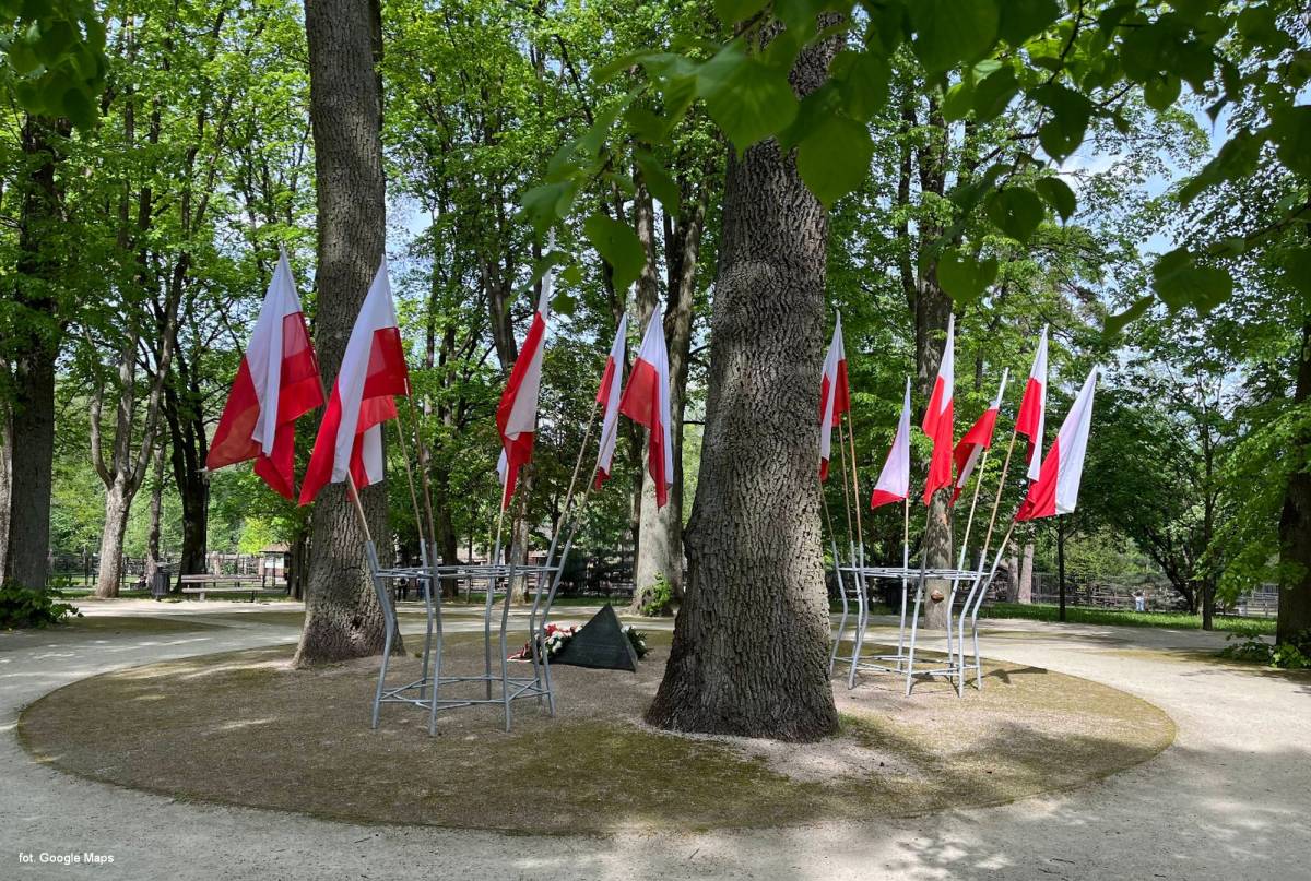 Pomnik Konstytucji 3 Maja w Białymstoku - pomnik konstytucji 3 maja w bialymstoku