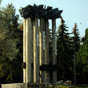 Pomnik Bohaterów Ziemi Białostockiej w Białymstoku - bialystok pomnik bohaterow ziemi bialostockiej 2016 09 09 12 46 43