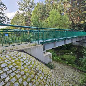 Kładka pieszo-rowerowa Dębowa Przeprawa w Kuczowie - kladka pieszo rowerowa debowa przeprawa w kuczowie 17