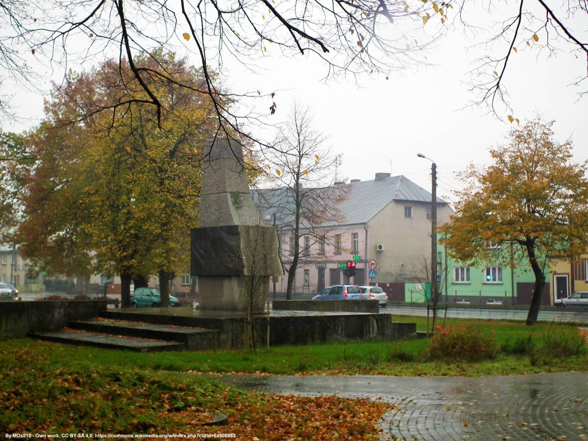 Rynek w Opatówku - rynek w opatowku w 2