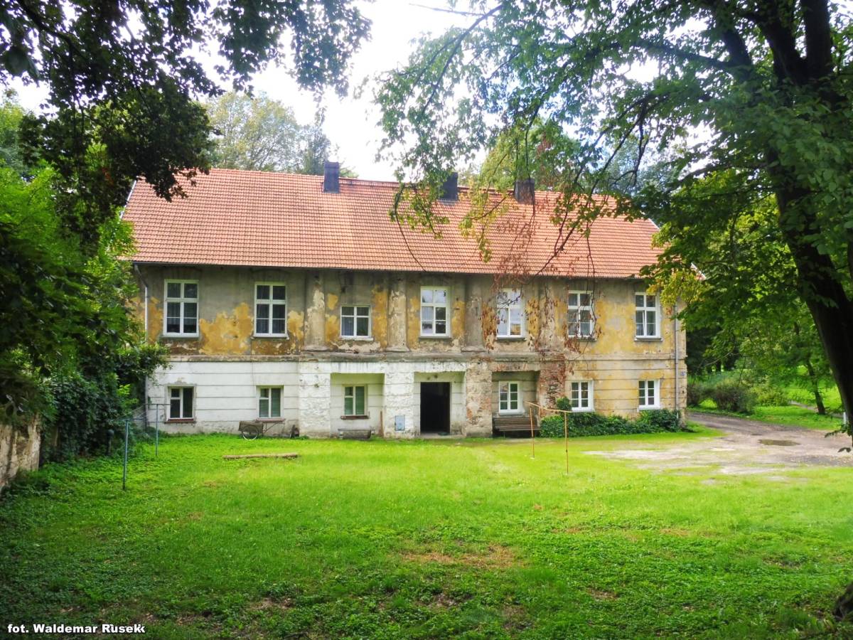 Oficyna pałacowa w Opatówku - oficyna palacowa w opatowku wr